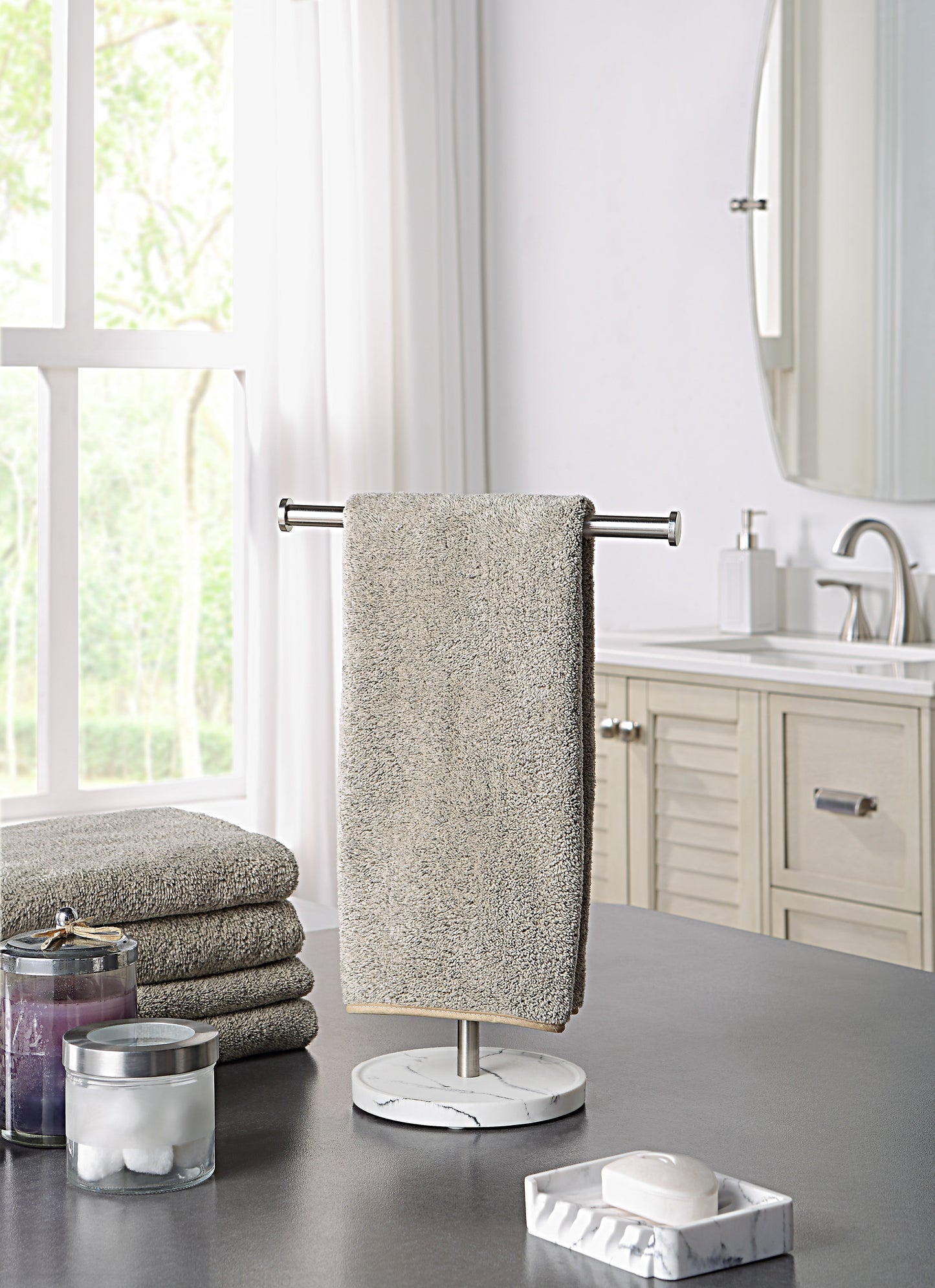 Elite Heavy Weighted Countertop Hand Towel Rack